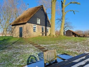 Acogedora casa de vacaciones en Drimmelen con vistas al lago - Dordrecht - image1