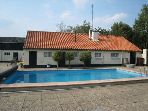 Holiday house Gemütliches Ferienhaus in Oisterwijk mit Swimmingpool - Oisterwijk - image1