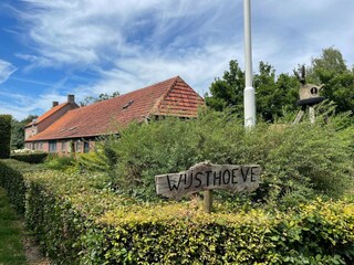 Farmhouse Uden Outdoor Recording 8