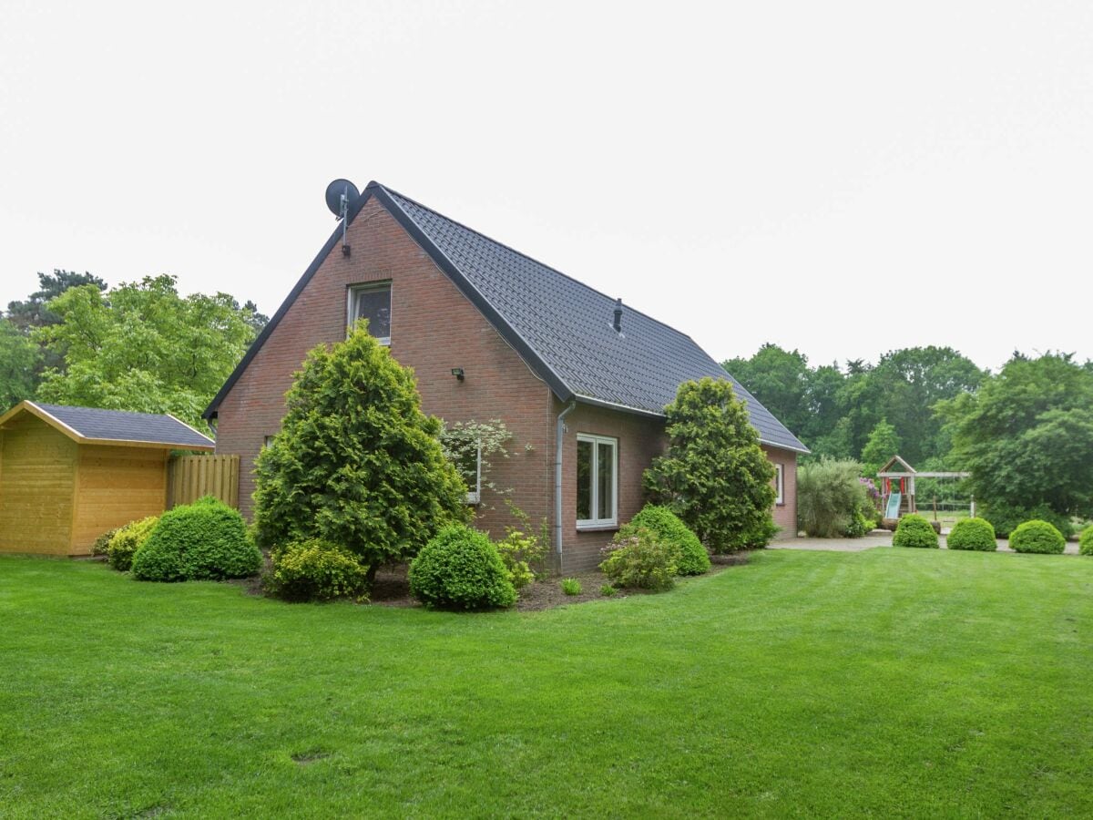 Ferienhaus Lage Mierde Außenaufnahme 1