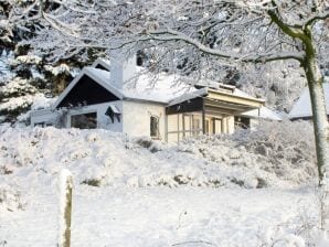 Vakantiehuisje Schilderachtig vakantiehuis met sauna 'De Kleine Slink' in het bos. - Venhorst - image1