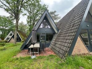 Holiday house Secluded Holiday Home in Limburg with a Terrace - Stramproy - image1