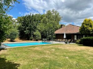 Farmhouse Bauernhof mit Terrasse, Gart.Grill in Sint Joost - Ohe en Laak - image1