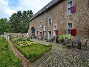 Ferienhaus Geräumige Villa in der Nähe des Stadtzentrums in Mesch - Eijsden - image1