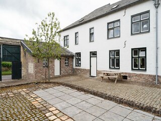 Farmhouse Margraten Outdoor Recording 1