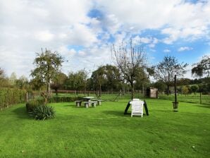 Holiday Home in Epen with Garden & BBQ