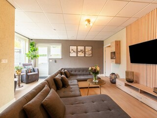 Apartment Walem Features 13