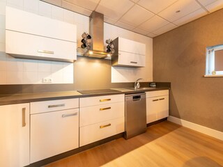 Apartment Walem Features 14