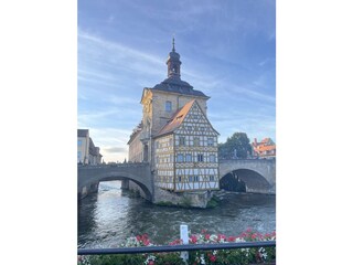 das alte Rathaus, leicht zu Fuß erreichbar