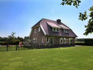 Bauernhof Geräumiges Bauernhaus in Achterhoek mit Spielloft - Diepenheim - image1