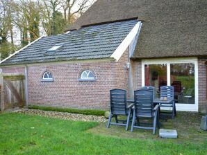 Farmhouse Ruhiger Bauernhof in Geesteren am Waldrand - Geesteren - image1