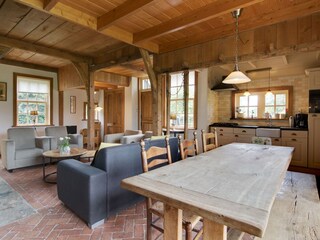 Farmhouse Hengelo Features 19