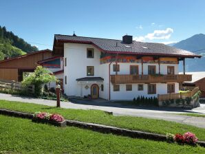 Ferme ensoleillée près des piste de Hochzillertal au Tyrol - Uderns - image1