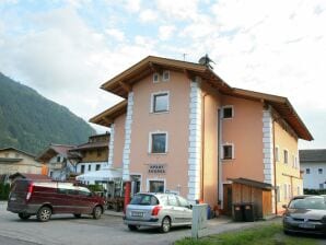 Appartement Stijlvol vakantiehuis in Tirol met een balkon - Uderns - image1