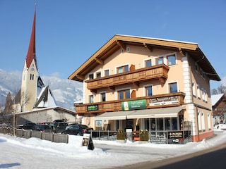 Apartment Uderns Außenaufnahme 4