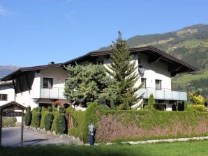 Apartment in Aschau im Zillertal with Balcony - Aschau in Zillertal - image1