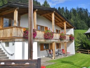 Chalet a Niederndorf vicino a Kufstein con balcone - Aschau im Chiemgau - image1