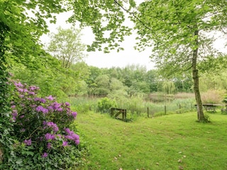 Farmhouse Linde Outdoor Recording 9