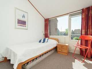 Holiday house Warns Features 18