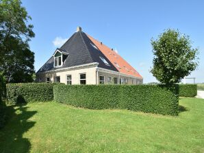 Farmhouse Farm located in a beautiful area of Friesland - Arum - image1