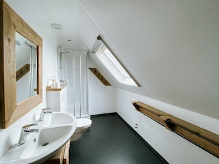 Farmhouse Arum Features 19