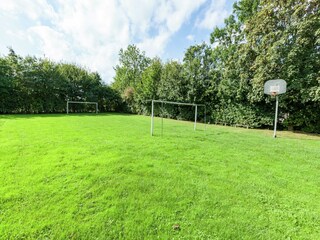 Holiday house Oostmahorn  40