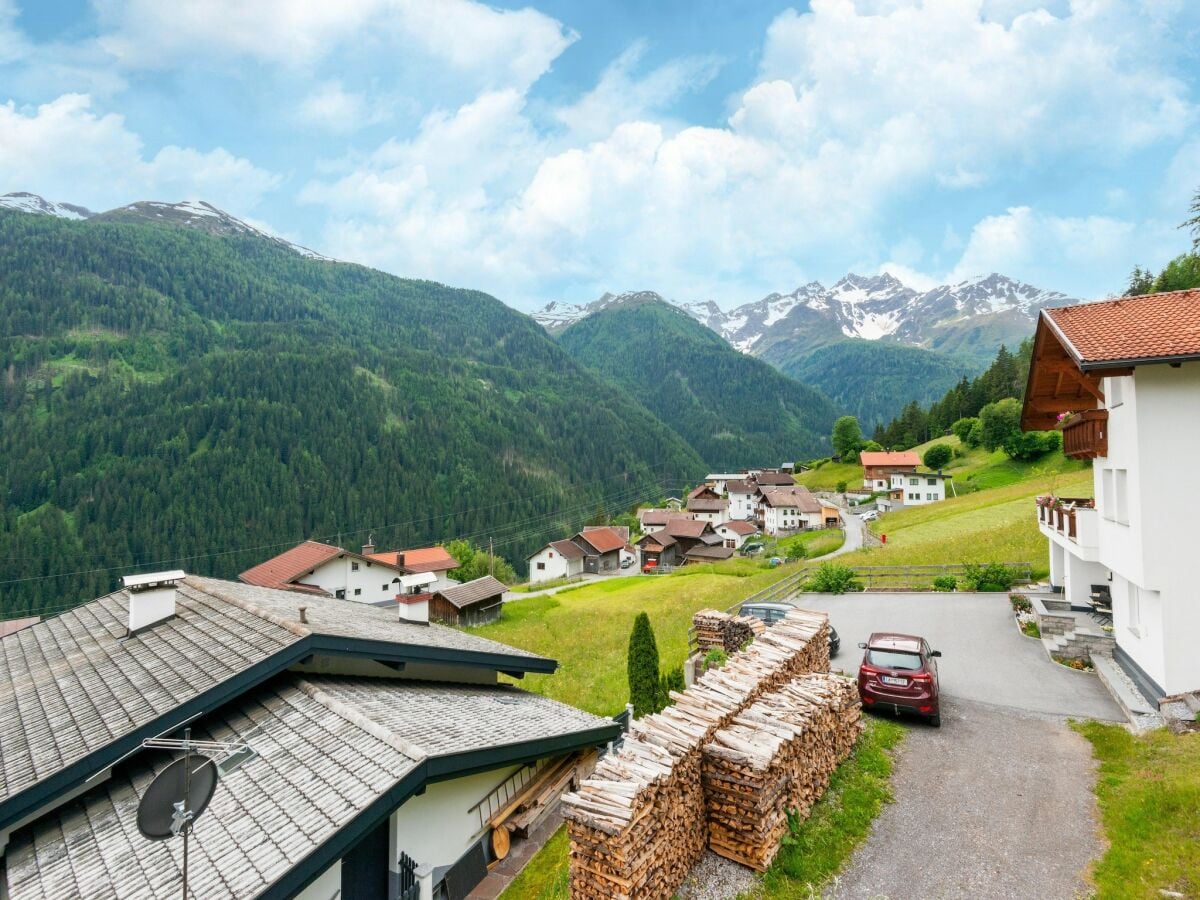 Apartment Strengen am Arlberg Außenaufnahme 8