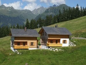 Apartment Ferienwohnung mit Balkon in Sankt Gallenkirch - Silvretta Nova - image1