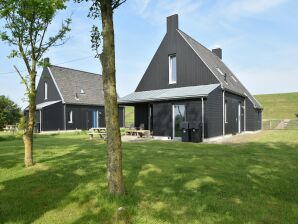 Detached villa on the Zeedijk with view - Koehool - image1