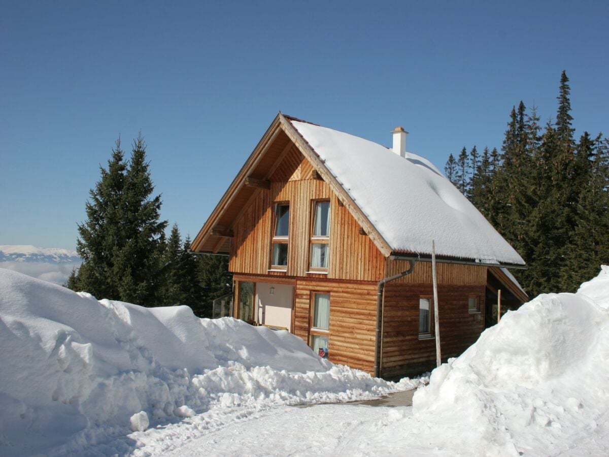 Ferienhaus Weinebene Außenaufnahme 12