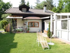 Casa de vacaciones en Wernberg con piscina y sauna - Huevo en el lago Faak - image1