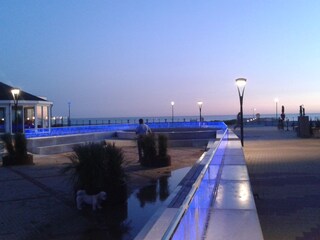 Die Promenade abends am Strand