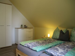 Schlafzimmer 1 - Zwei Betten