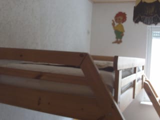 Schlafzimmer 2 Bett oben