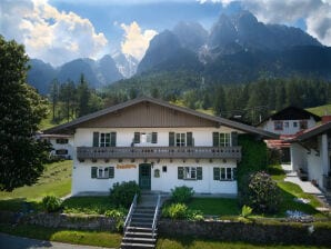 Holiday apartment Landhaus Bader - Grainau - image1