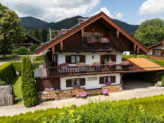 Hausansicht STEINBEISSER - Ferienwohnungen am Tegernsee