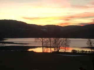 Blick aus dem Fenster - Abendrot