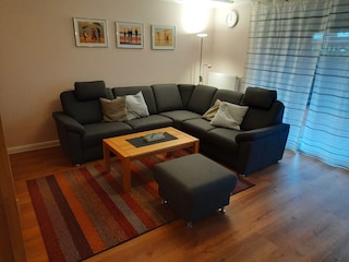 Wohnzimmer Sitzgarnitur mit Schaffunktion