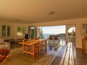 Ferienwohnung 1 Villa am Meer