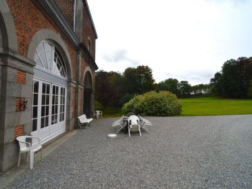 Schloss Sur les Douves