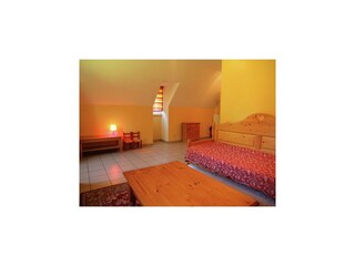 Farmhouse Maredret Features 21