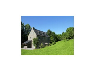 Farmhouse Maredret Outdoor Recording 4