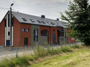 Vakantiehuis Ruime groepsaccommodatie in Rendeux met een binnenzwembad - La Roche en Ardennen - image1