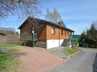 Chalet Robertville Outdoor Recording 5