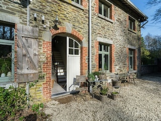 Ferienhaus Bièvre Außenaufnahme 6