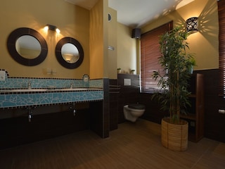 Apartment Robertville Features 16