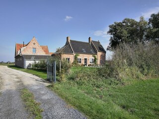 Cottage Veurne Outdoor Recording 1