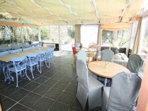 La Roche Riverside Mansion