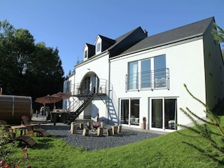 Villa Houffalize Outdoor Recording 4