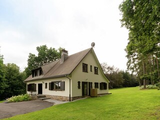 Villa Tenneville Outdoor Recording 3